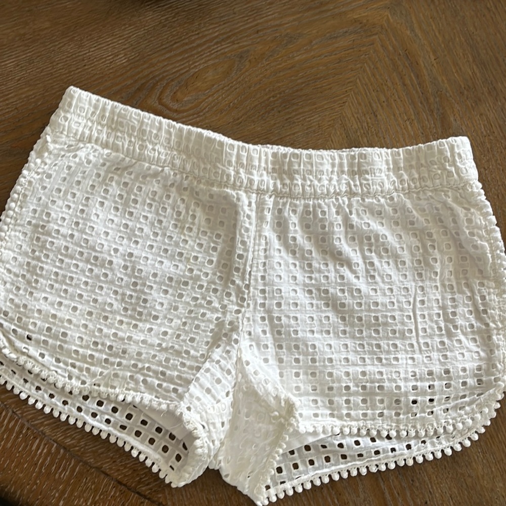 Lilly Pulitzer eyelet shorts